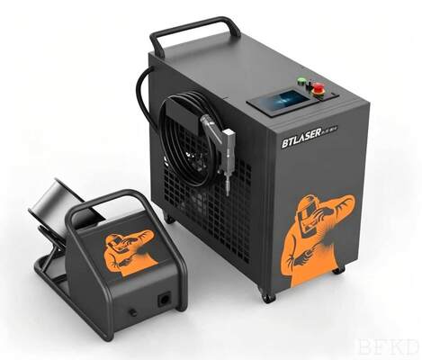  2000W Portable Water Cooled Handheld Laser Welder, 3-in-1 Laser Welding Machine with Raycus  Laser Source, 220V Portable Laser Welding Equipment for Stainless Steel Aluminum Sheet Metal  Fabrication